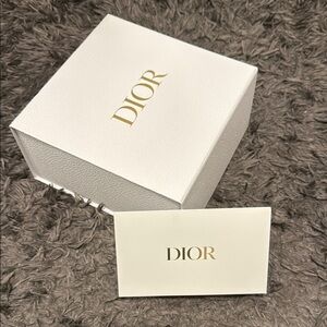 DIOR Empty Gift Box With Tissue Paper, Size 28x22x13.5cm